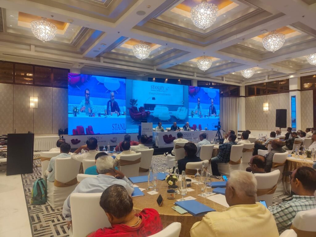 whatsapp image 2025 10 15 at 12.18.24 4d03c2bd copy (2)