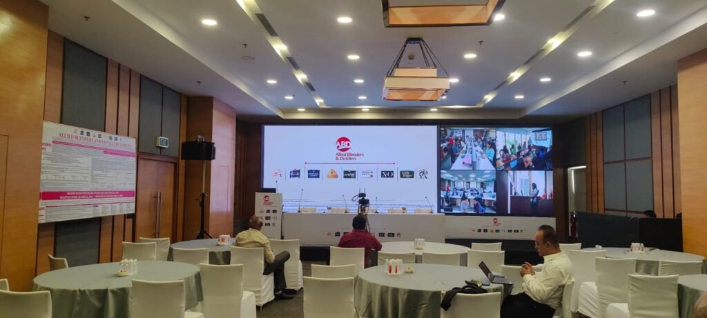 whatsapp image 2025 10 15 at 12.18.25 0963fe00 copy (2)